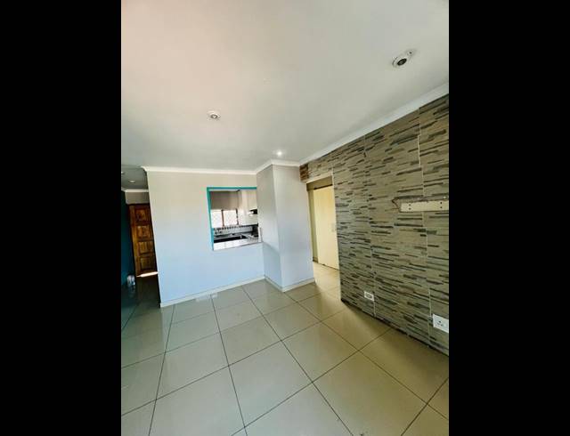 2 BEDROOM APARTMENT FOR SALE IN WATERVAL PARK